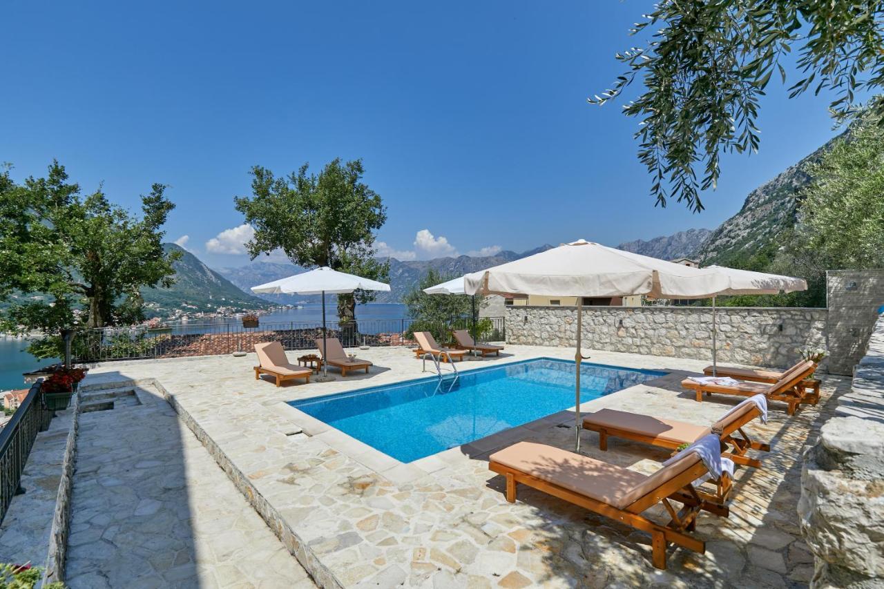 Our Sunset Apartments With Pool And Sea View Kotor Exterior photo