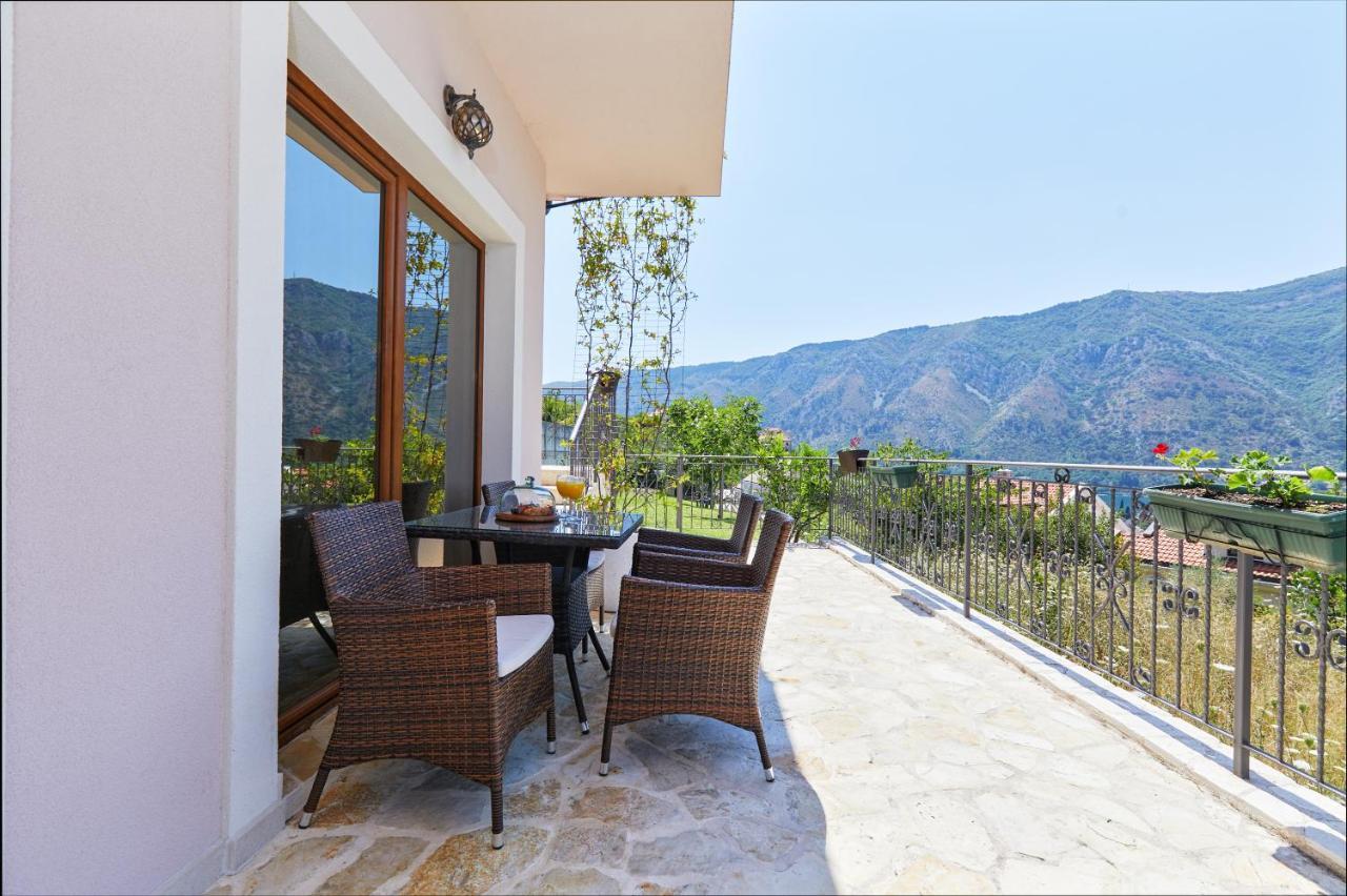 Our Sunset Apartments With Pool And Sea View Kotor Exterior photo